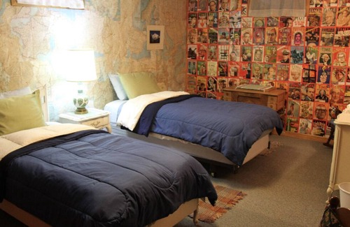 Southeast House | Quiet Getaway with easy access downtown