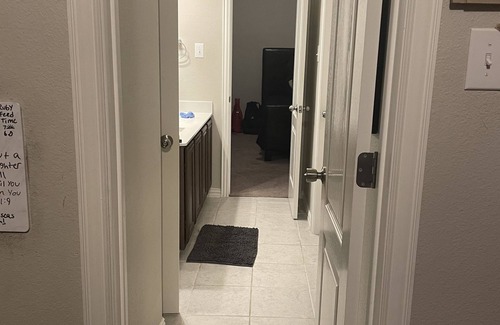 Fort Worth House | Quiet Golf Community 2bedroom Office home Pet Friendly