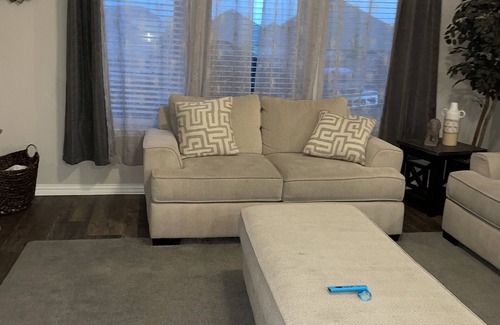 Fort Worth House | Quiet Golf Community 2bedroom Office home Pet Friendly
