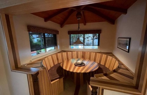 Villa Park House | Quiet Guest House With Character in Orange next to Anaheim, Orange County