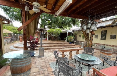 Villa Park House | Quiet Guest House With Character in Orange next to Anaheim, Orange County