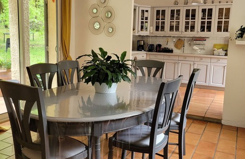 Chantemerle-les-Grignan House | Quiet house surrounded by trees with swimming pool in Drôme provençale!
