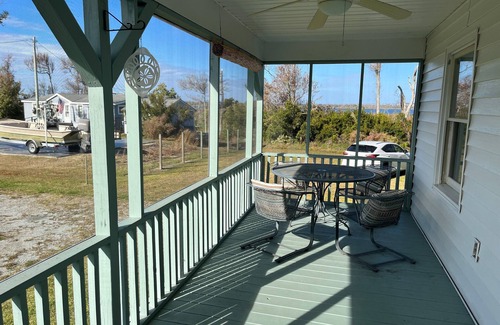 Harkers Island House | Quiet Home With Sound Views!