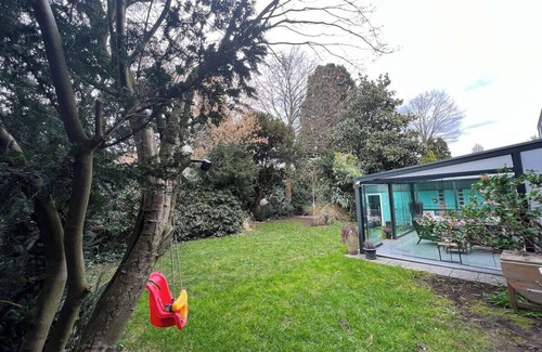 Rechklinghausen Sud Apartment | Quiet house with conservatory and fireplace