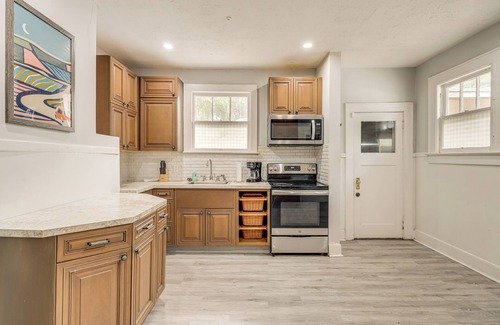 Northside House | Quiet Jacksonville Retreat - 4 Miles to Downtown!