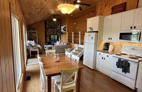 Irondale Cottage | Quiet Lakefront Cottage, perfect for Families. Hot Tub, No Jet Ski lake.