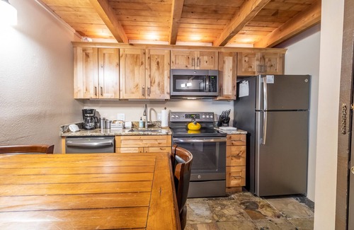 Wildernest Condo | Quiet Location w/Great Views from Private Deck & Close to Ski Areas & Biking