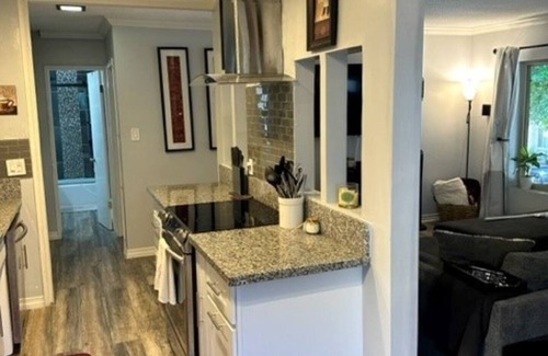 Alamitos Beach Condo | Quiet Long Beach Condo w/Parkingnn