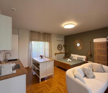 Paiania Apartment | Quiet luxury studio next to airport