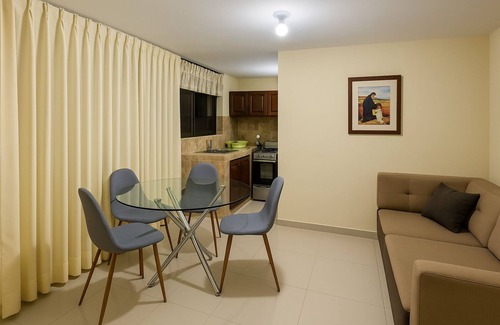 Victor Larco Herrera Apartment | Quiet mini-park in exclusive area
