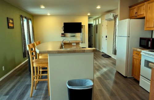Hesperus House | Quiet Mountain Getaway