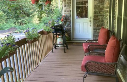 Bracebridge Villa | Quiet Muskoka Retreat - guest suite 5min to Bracebridge