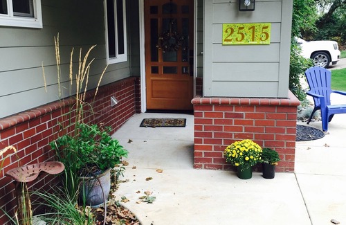 Salem House | Quiet Neighborhood 2 Miles South Of Downtown. Large house can sleep 6-8 people.