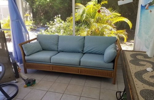 Englewood East House | Quiet neighborhood close to amenities/6 miles from beach with private pool