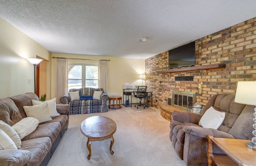 Bixby House | Quiet Oklahoma Home - Close to Golf Courses!