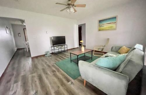 Franklin House | Quiet Peaceful Home in Franklin Sleeps 6