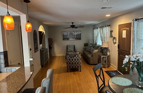 Plaza Westport Condo | Quiet Plaza 2 Bed 2 Bath Unbeatable Location