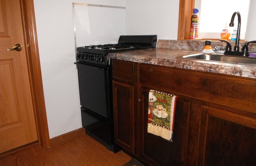 Kenosha House | Quiet Private 1 Bedroom Town Home Kenosha Hideaway TRAVELING NURSES welcome
