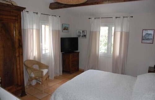 Meyreuil Other | Quiet property with breathtaking view of Sainte Victoire located in Meyreuil