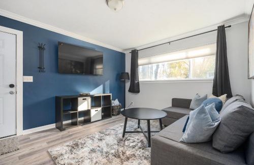 College Park Apartment | Quiet & Quaint apartment, 5 mins to airport and 15 mins to downtown
