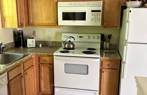 Kennebunkport Condo | Quiet resort condo close to Goose Rocks beach