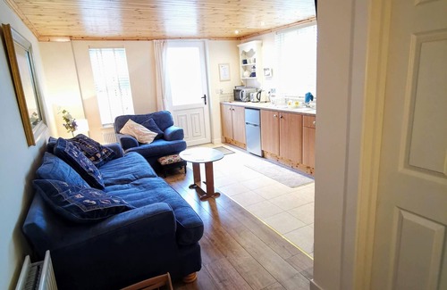 Ballymoney Apartment | Quiet retreat ;The Nook @ Rowan Tree Cottage