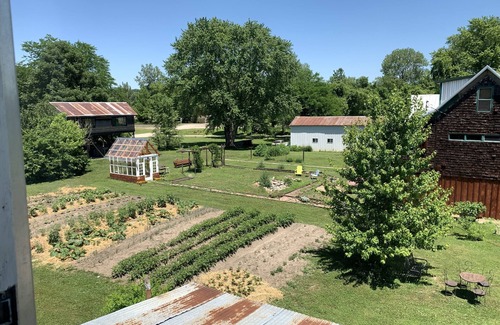 Lupus Cottage | Quiet Riverfront Cottage on Missouri River