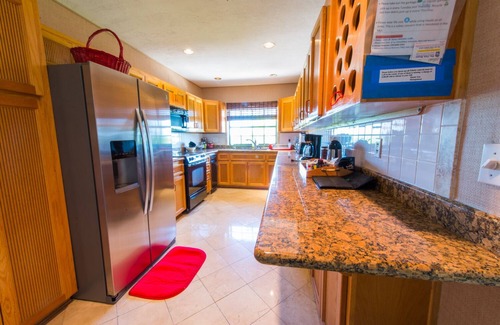 Key Largo House | Quiet, Secure, 7 Br Home, Boater's Dream, 100 Ft Dock, accomm multiple families
