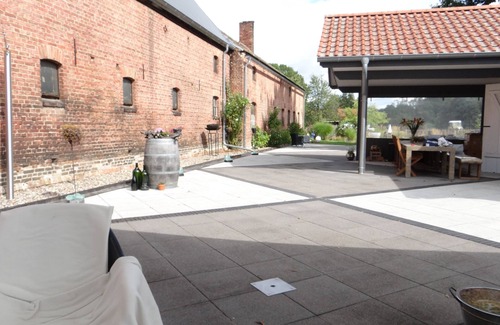 Muritz Apartment | Quiet, spacious and light-flooded apartment/loft with large courtyard garden