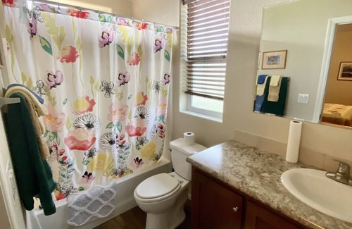 Camp Verde Bed & Breakfast | Quiet, spacious Master Bdrm, private bath, private entrance, in Verde Valley AZ