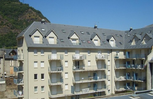 Bagneres-de-Luchon Apartment | Quiet Studio Cabin, Parking, Balcony, Pets Allowed - 4 Pers. in Bagnères-de-Luchon