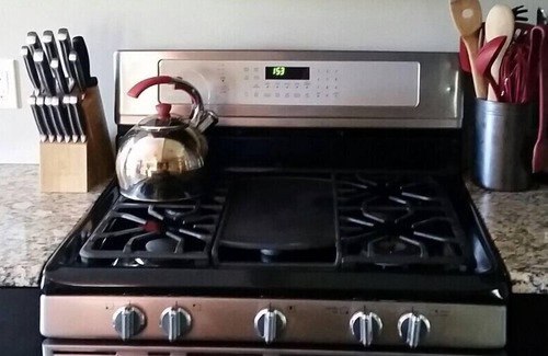 Carrboro House | Quiet & Tasteful 1920's Home in Desirable Linwood