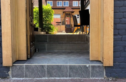 Ardres House | Quiet town house close to the lakes - Spa/Sauna/Outdoor shower