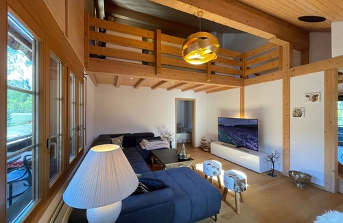 Kandersteg Apartment | Quiet, ultra-modern chalet-style apartment in the middle of the village