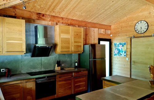 Baurech House | Quiet villa