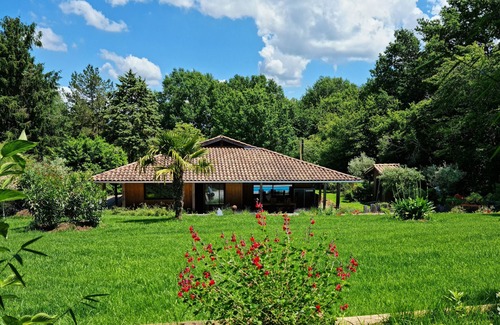 Baurech House | Quiet villa