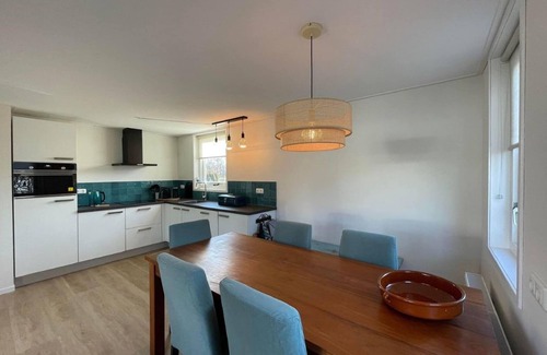 Sint Nicolaasga House | Quiet Villa Near Langweer