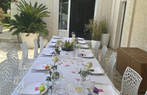 Cournonterral House | Quiet villa with large pool located 10 minutes from the sea, air conditioning and greenery.