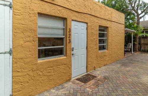 Southside Apartment | Quiet West Palm Beach Guest Cottage Near the Beach!