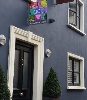Cahirciveen Hotel | Quinlan & Cooke Boutique Townhouse and QCs Seafood Restaurant