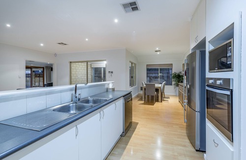 Quinns Rocks House | Quinns Beach GETAWAY