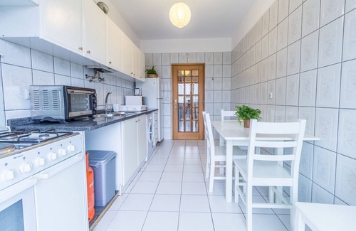 Portela Apartment | Quinta da Armada, Apartamento em Braga by House and People