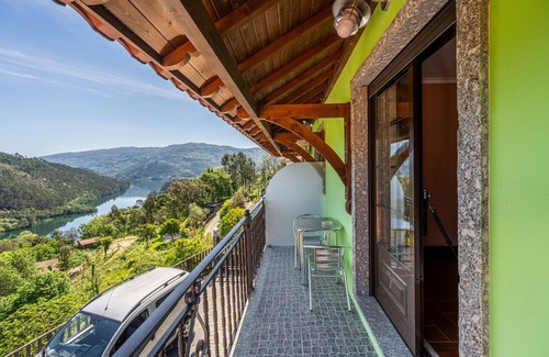 Rio Caldo House | Quinta da Carvalha quarto 4