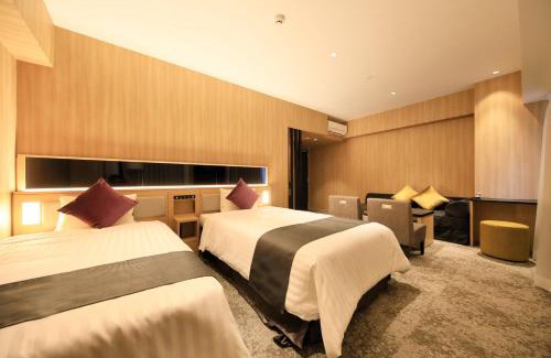 Tenjin Hotel | QuintessaHotel FukuokaTenjin Comic&Books