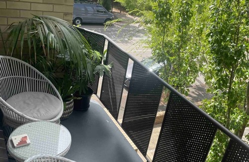 Elwood Apartment | Quintessential Beachside Apartment