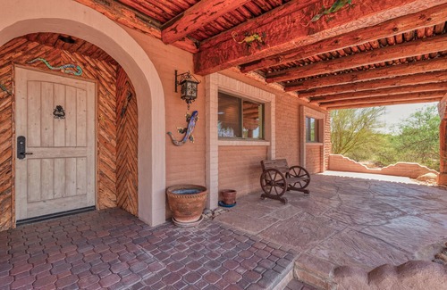 Flecha Caida Ranch Estates House | Quintessential Tucson Foothills Retreat with pool
