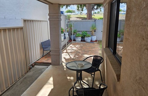 North Tamworth Apartment | Quintet 1-155 - North Tamworth