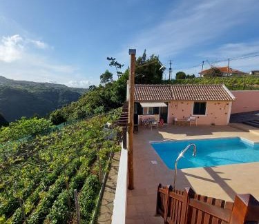 Santana Villa | Quintinha do Álvaro - Holiday house