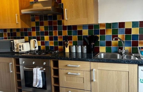 New Cross Apartment | Quirky studio flat selfcontained