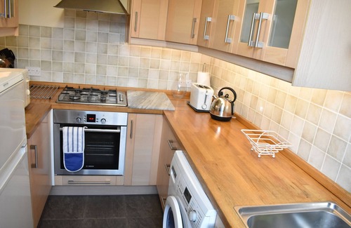 North Richmond Apartment | Quite Central Richmond Apartment, Sleeps 3